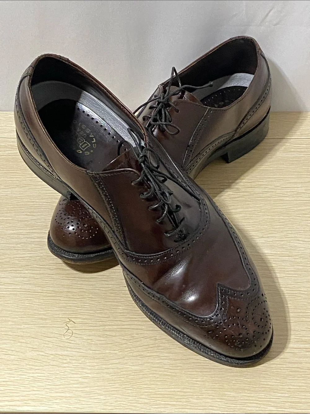 Dexter Men's Dark Brown Wingtip Brogue Oxfords